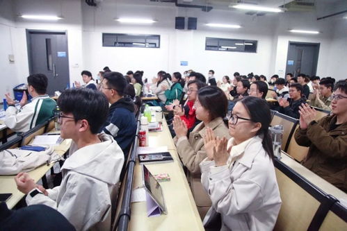 国家一级演员到校授课,课上 爆改 大学生