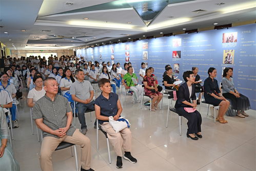 黄永玉版画作品捐赠仪式在连举行 艺术瑰宝助力港城文化繁荣